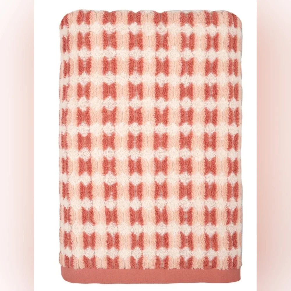 New! Striped Bath Towel 30” W x 58” L 100% Cotton Yarn Red Color 600 GSM NWT NIB